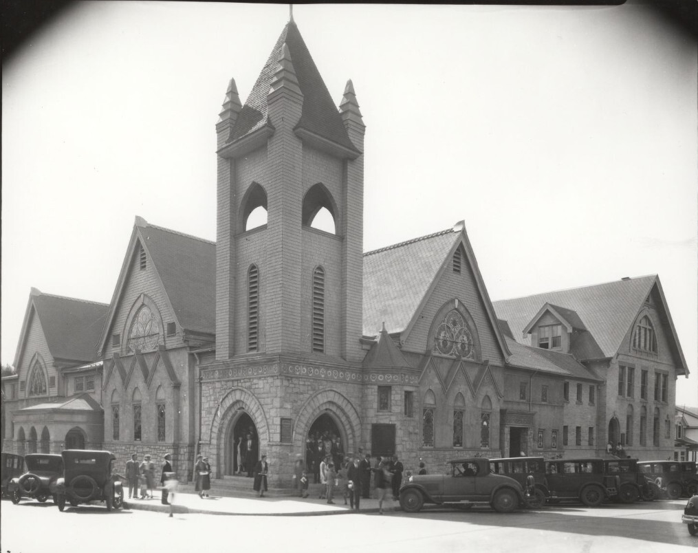 photo of Whittier Methodist Church constructed in 1904